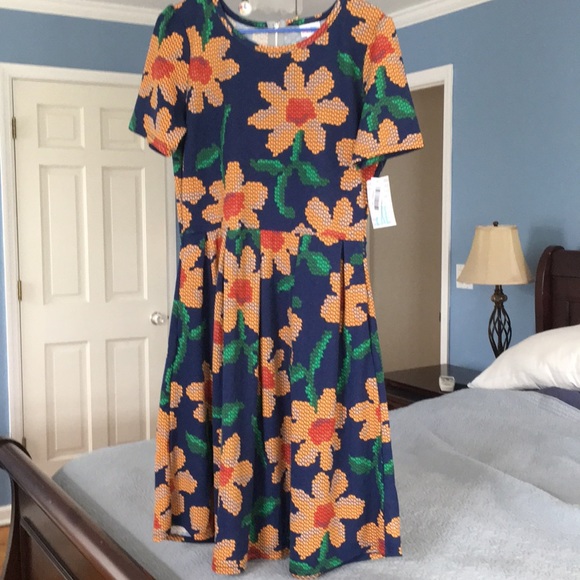 LuLaRoe Dresses & Skirts - LuLaRoe Amelia